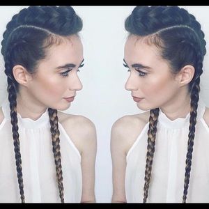 Meet your Posher, Jasmine